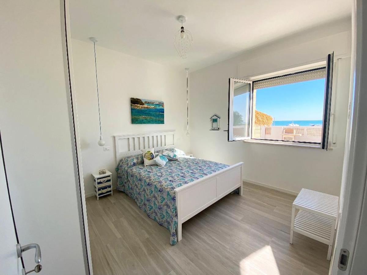 Maison Armandi Montemarciano Bagian luar foto